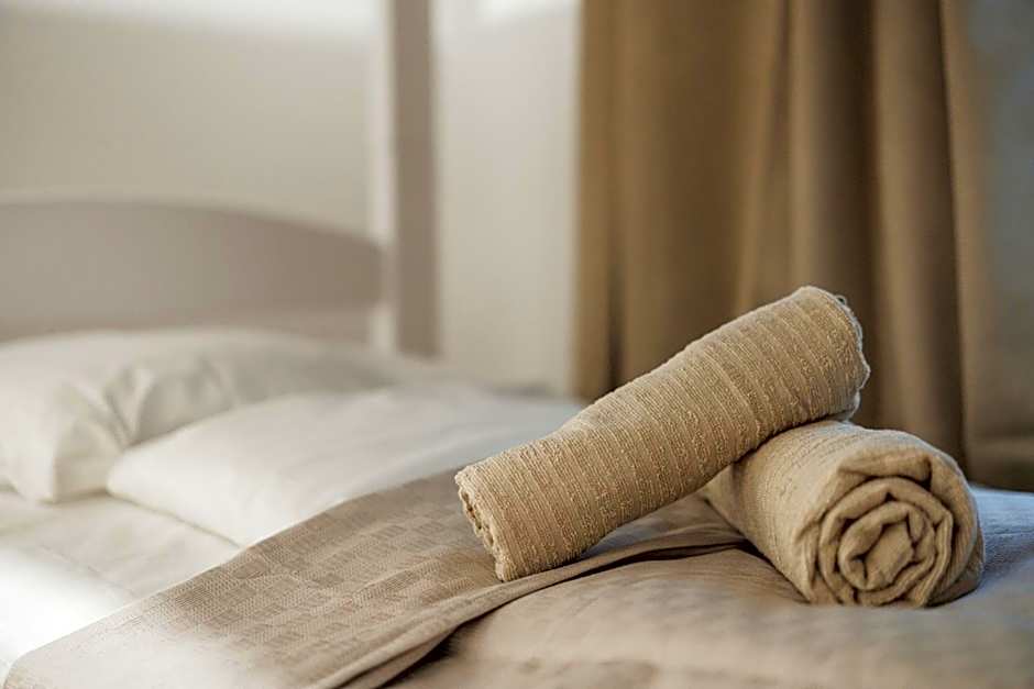 Central City Rooms by Home2