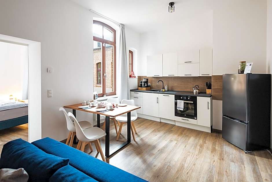 Apartments am Neuen Theater - Altstadt - Zentral - Küche - Wifi - Powered by Ko-Living