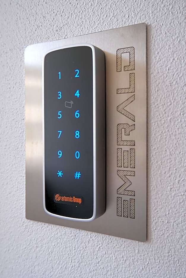 Emerald Green Residence