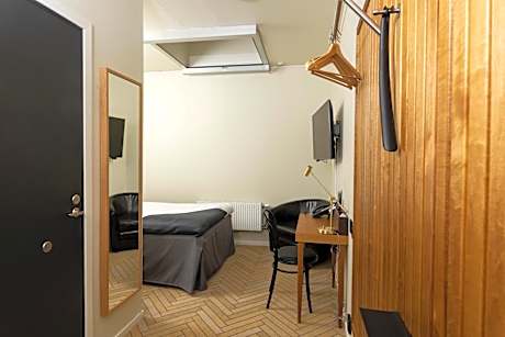 Economy Single Room with Rooftop Window - Non-Smoking