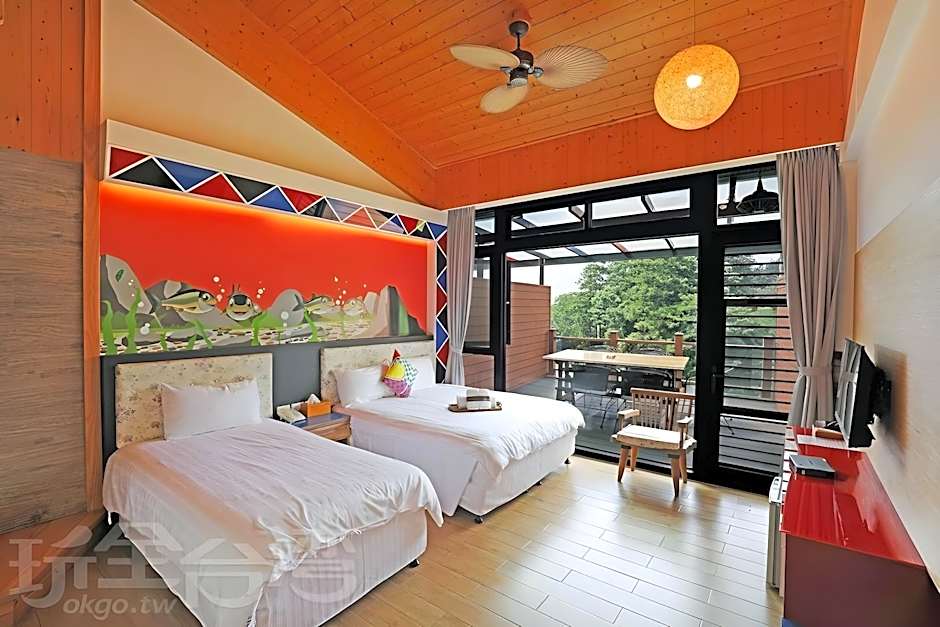 Applause In The Mountain