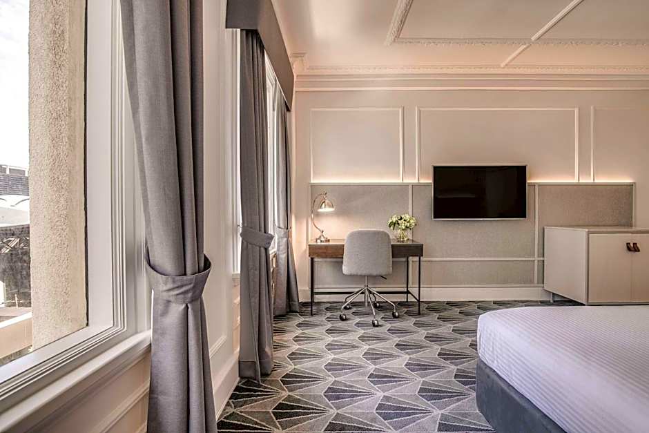 The Savoy Hotel on Little Collins Melbourne