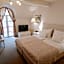 Hotel Embassy
