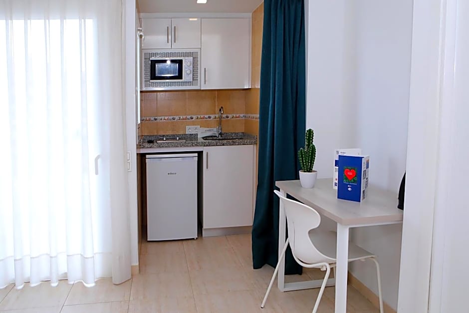 Hotel Apartamentos Pyr Fuengirola