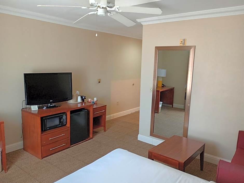 SAMIR Stay at NW Expressway