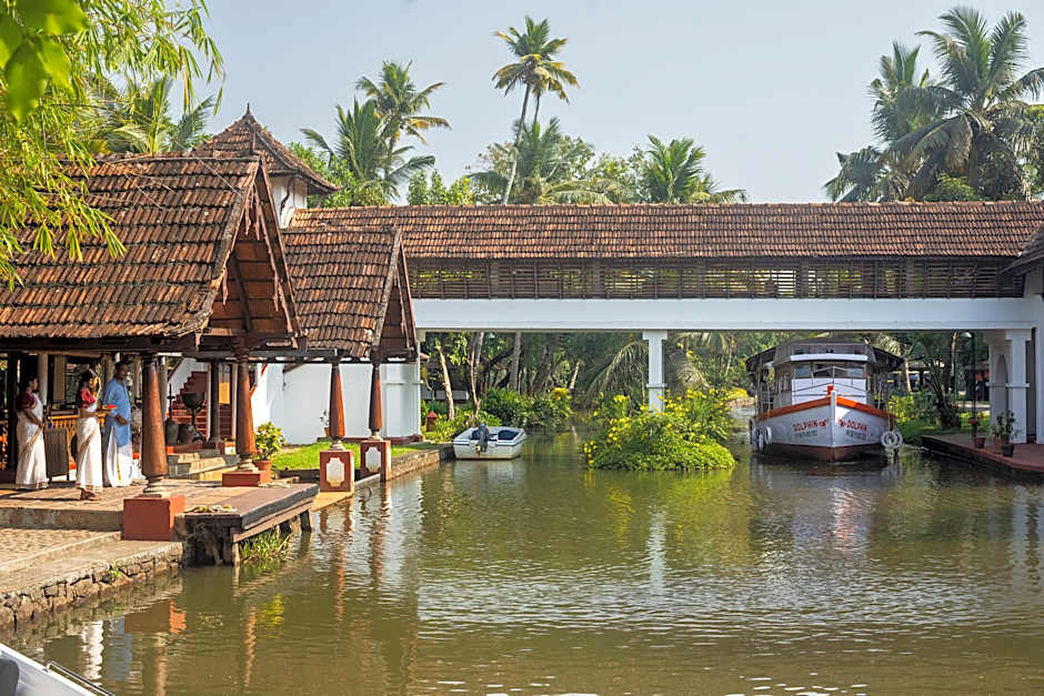 Coconut Lagoon Kumarakom- A CGH Earth Experience