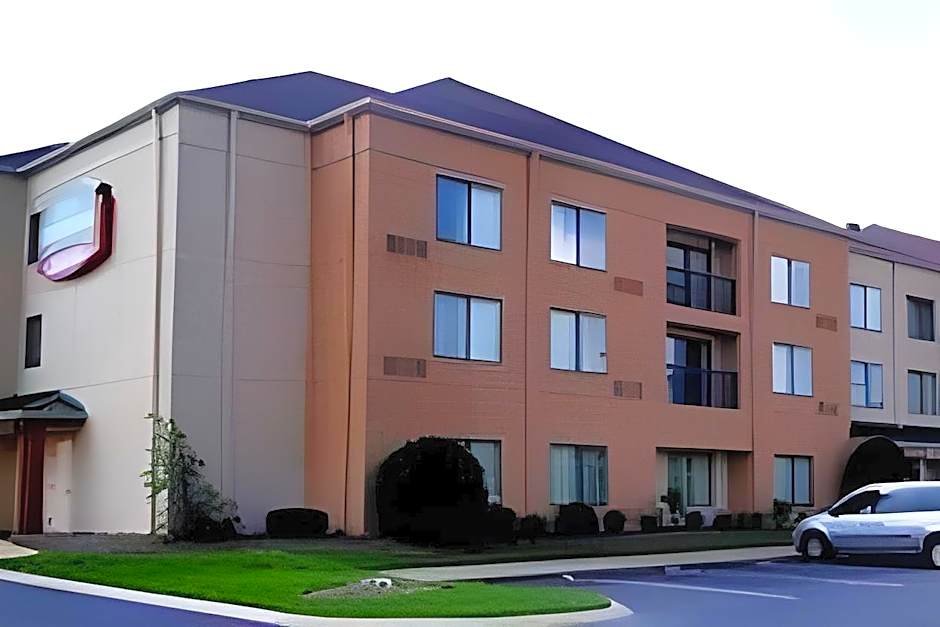 Courtyard by Marriott Bowling Green Convention Center