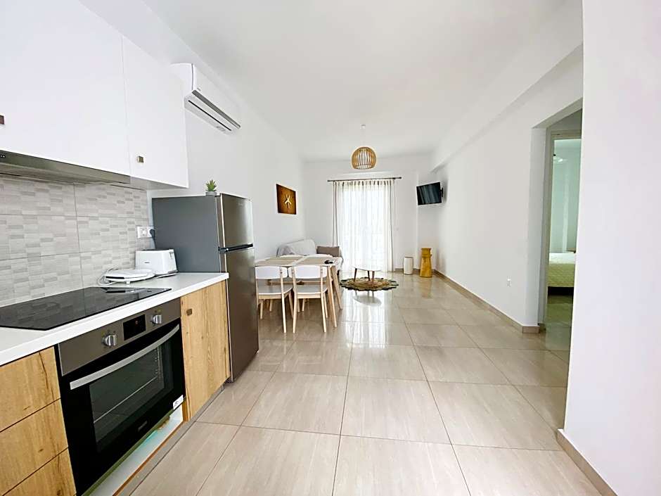 Eleftheria Hotel & Apartments