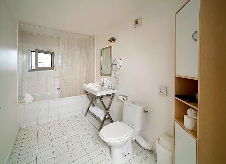 B&B HOTEL Paris Rosny-sous-Bois