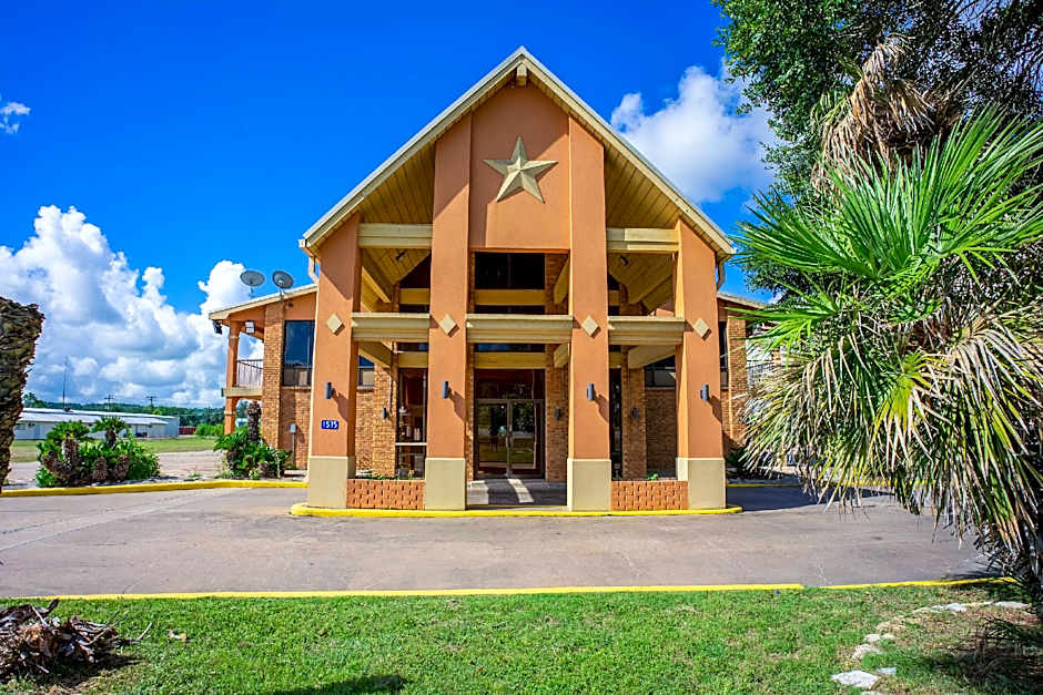 River Valley Motor Inn By OYO La Grange Texas