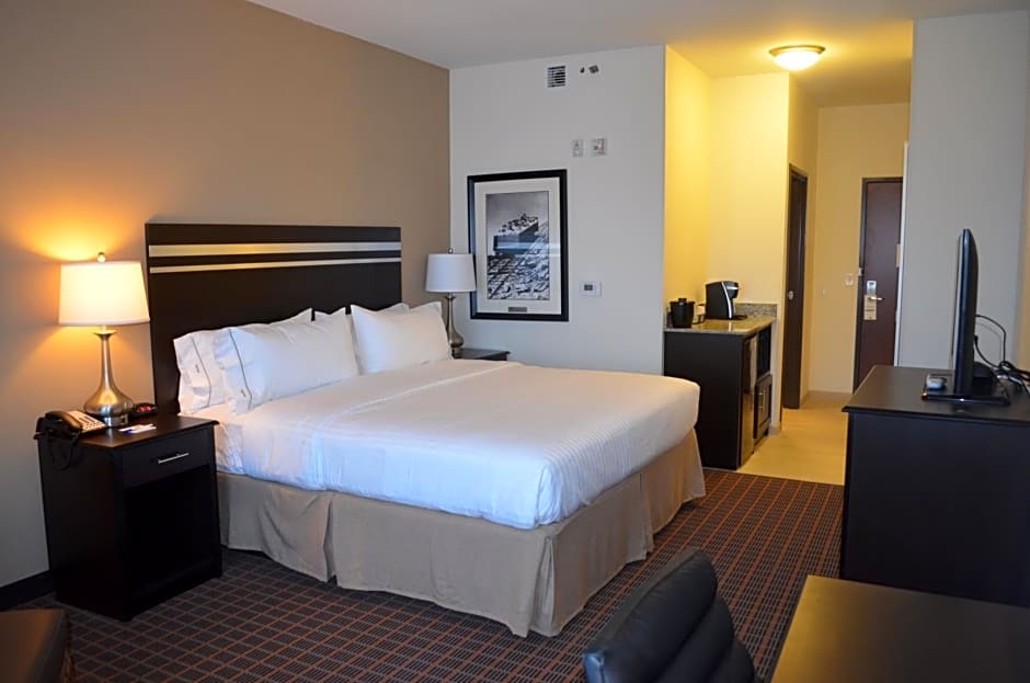 Holiday Inn Express and Suites Golden Denver Area