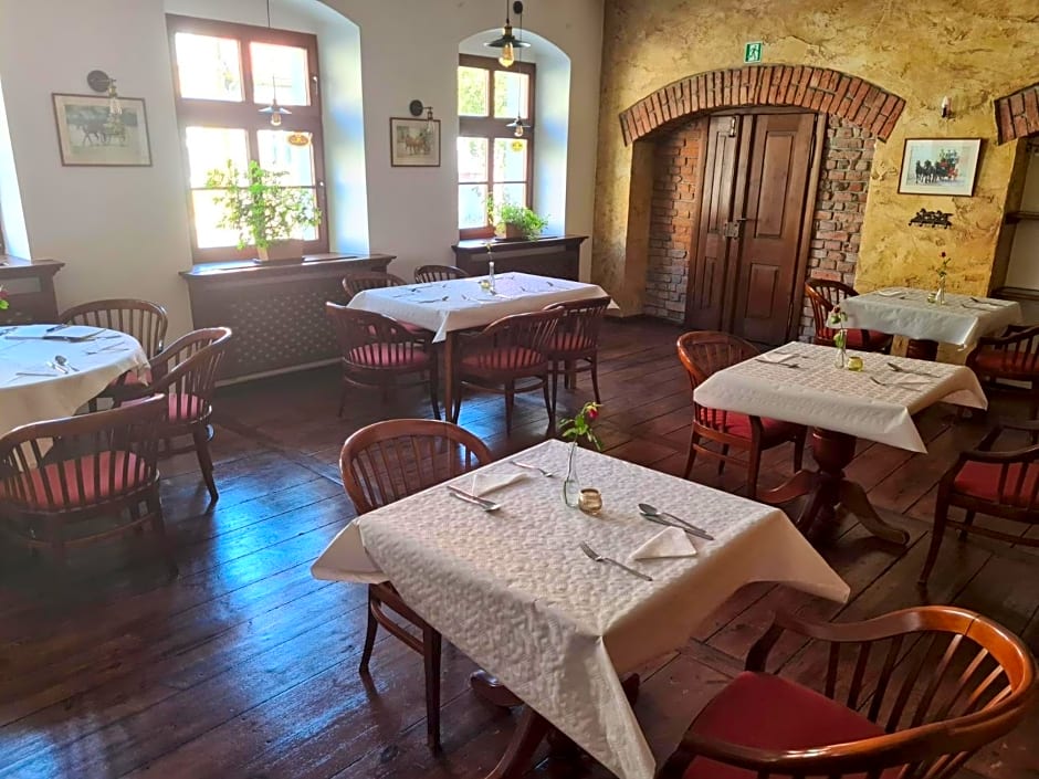 Hotel Zajazd Kultury, dawniej Pocztowy