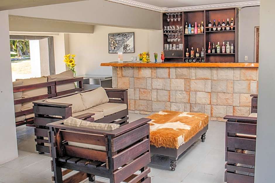 ASANTE MOUNTAIN LODGE