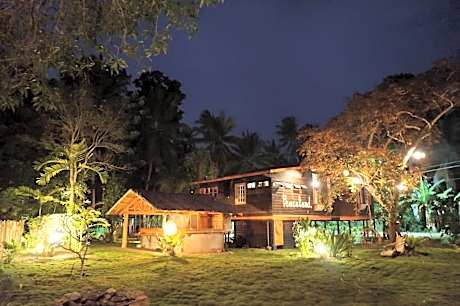 Peaceland Hostel