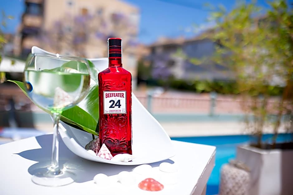 4U Miranda - Adults Only