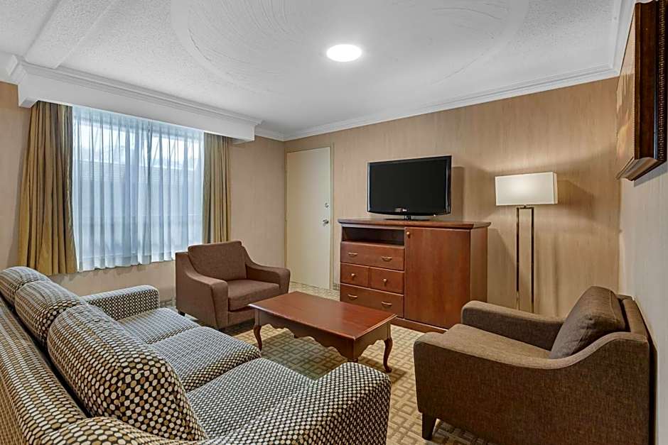 Quality Inn & Conference Centre