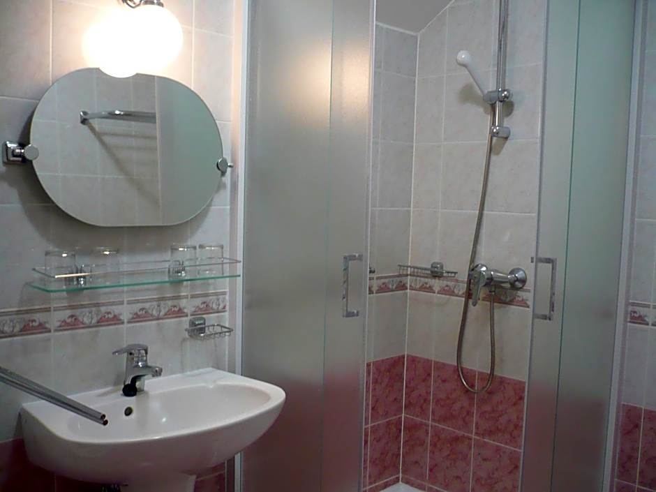 St. Hubertus Étterem és Panzió