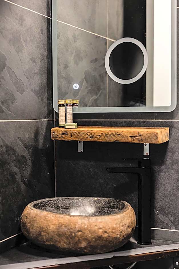 Cardiff Arms Bistro & Hotel