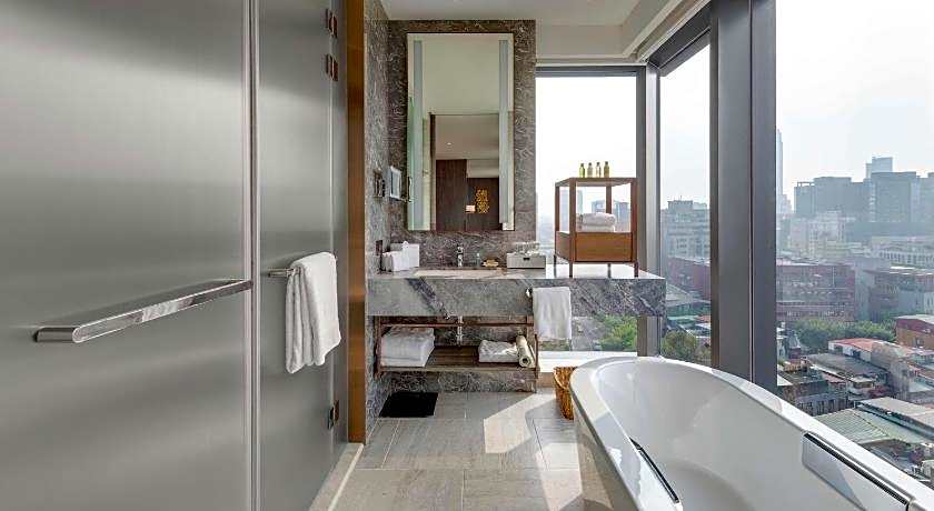 DoubleTree By Hilton Taipei Zhongshan