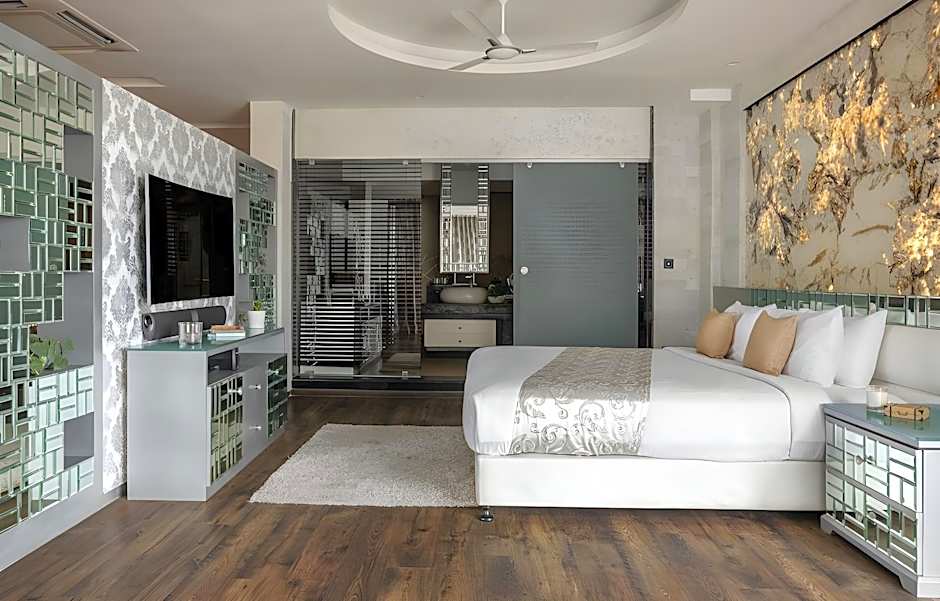 The Panoramic Getaway Hotel