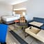 Holiday Inn Express Cedar Rapids - Collins Road By IHG