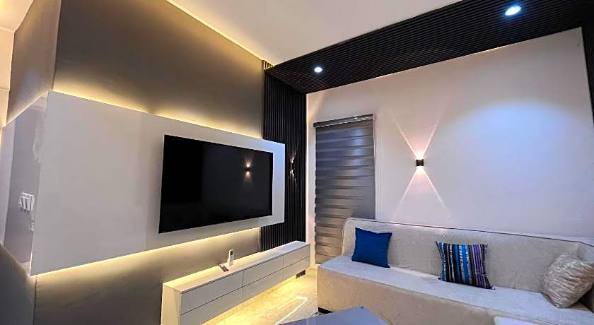 Blackwood Hotel