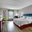 Hampton Inn By Hilton Houston-Pearland