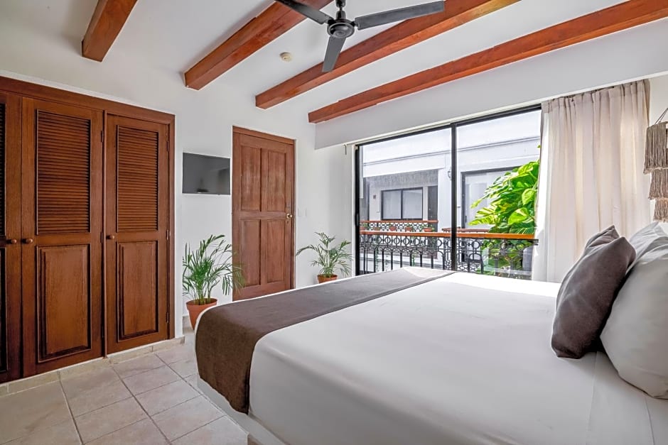 Banana Boutique Hotel