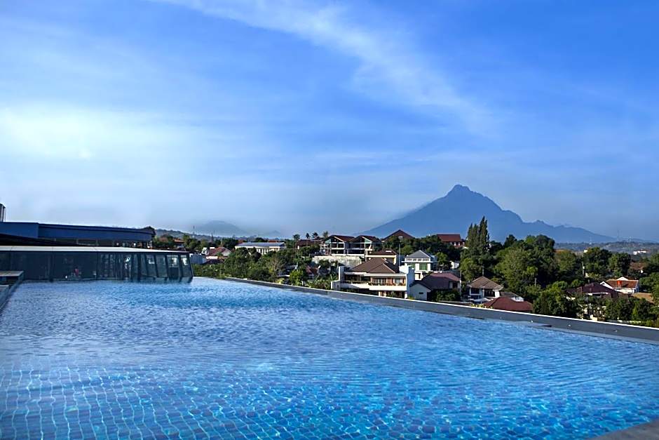 Grand Edge Hotel Semarang