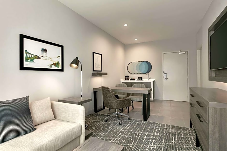 Embassy Suites by Hilton Atlanta Midtown