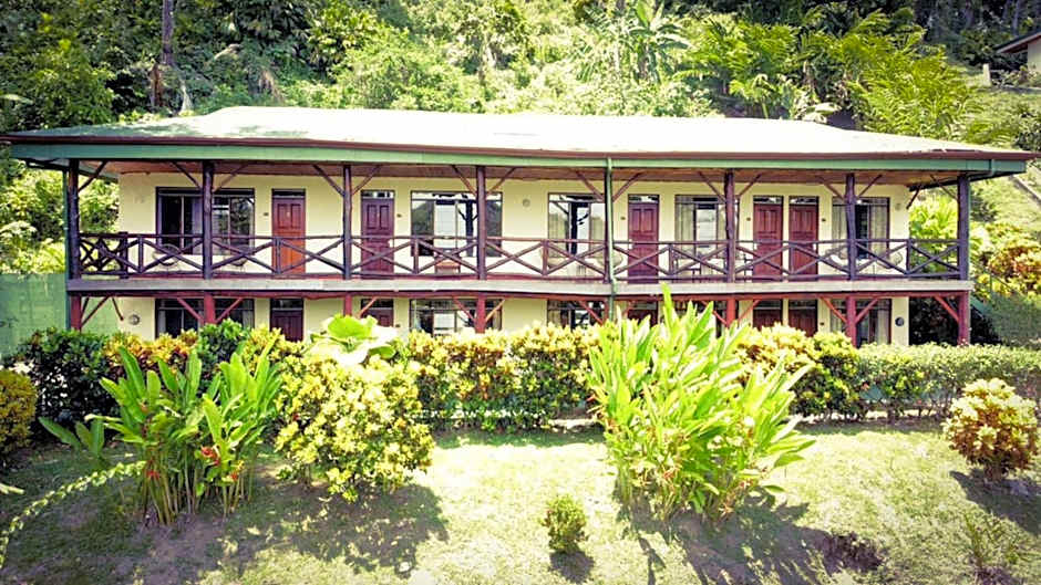 Tabulia Tree Hotel and Villas