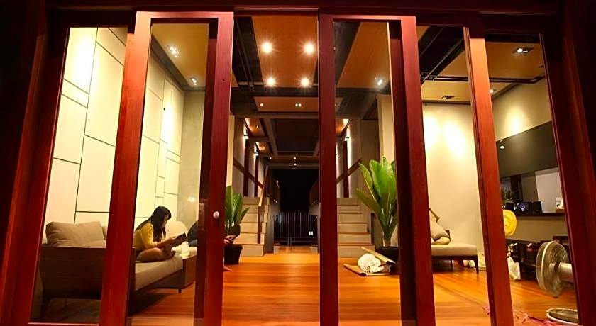 Chic Chiangkhan Hotel
