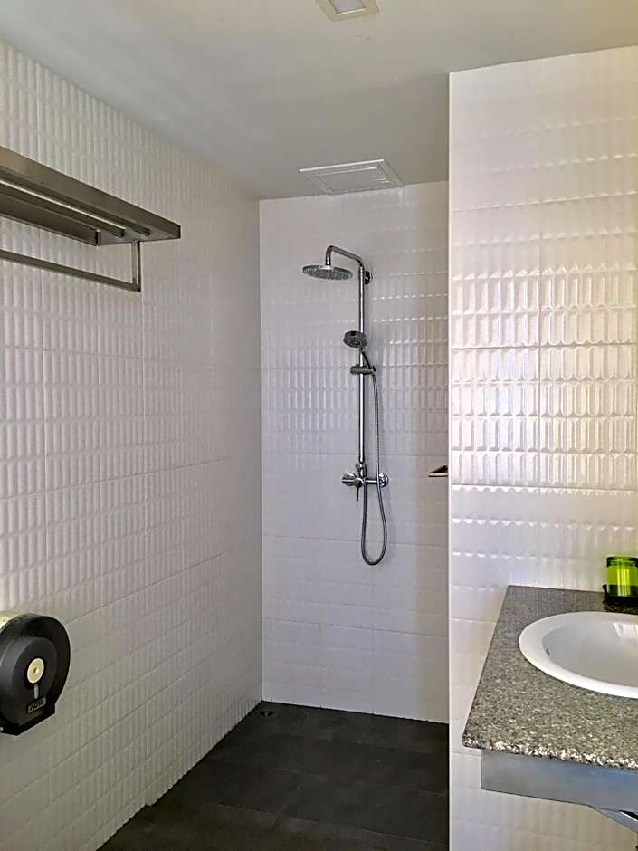 PierView Rooms