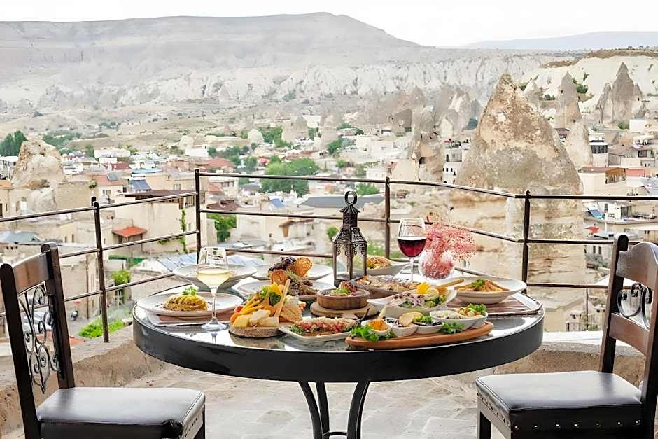 Sultan Cave Suites