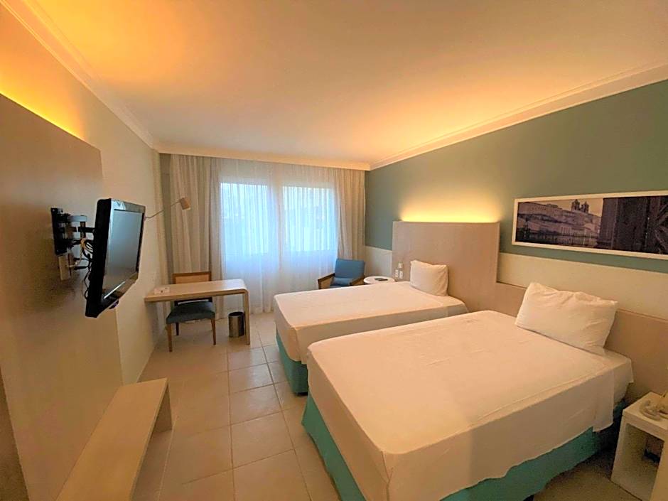 Mercure Salvador Rio Vermelho Hotel