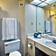 Hilton Oakland Airport