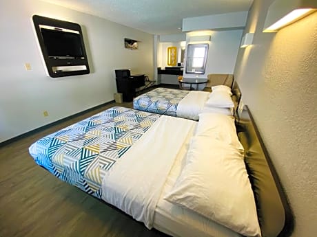 Quadruple Room - Non-Smoking