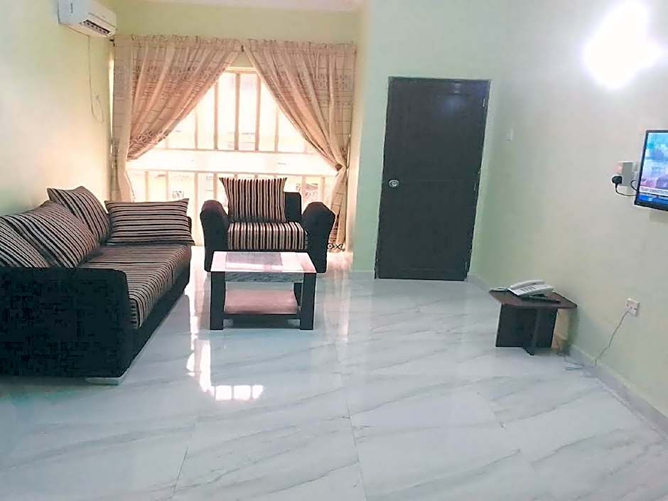 Carabana Hotel & Suites	