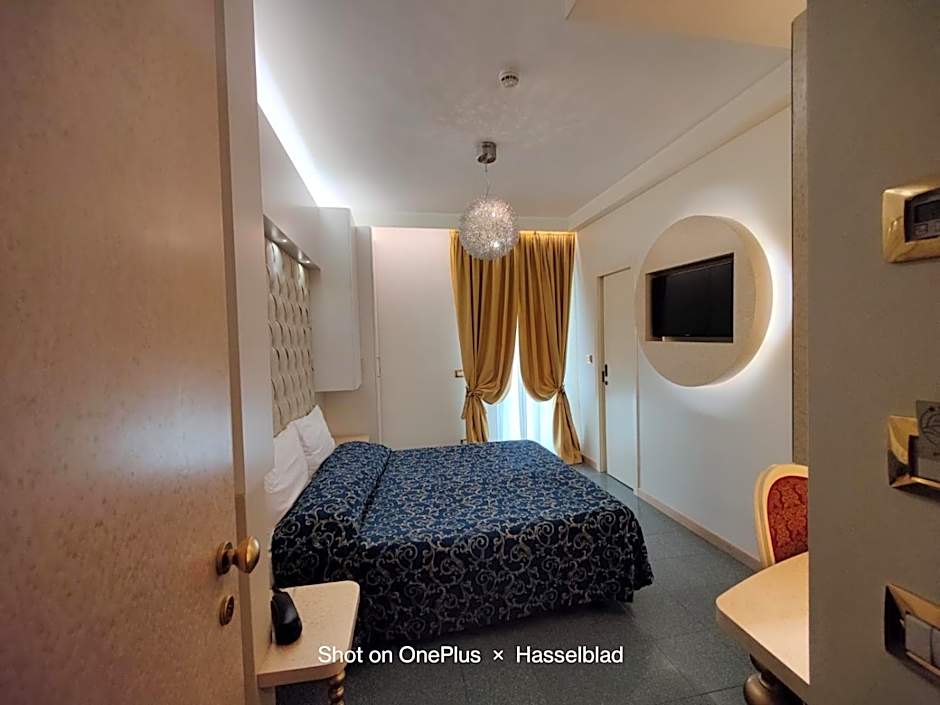 Hotel Ambassador