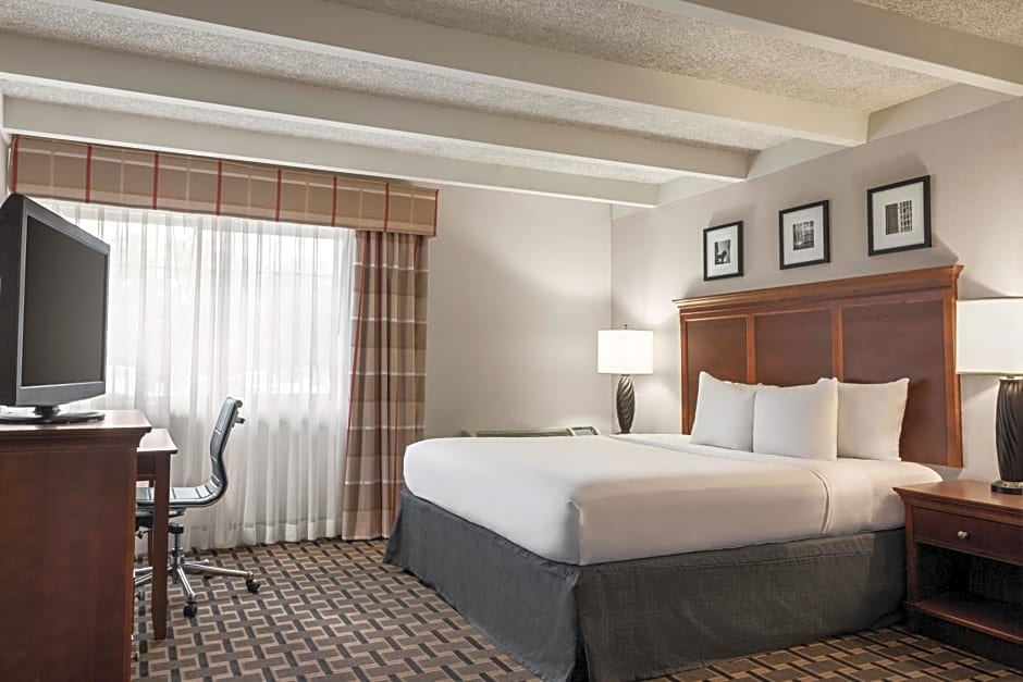 Country Inn & Suites by Radisson, Woodbury, MN