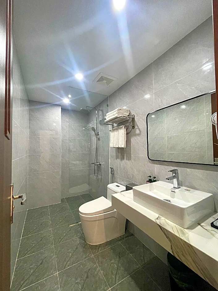 Central Halong Hotel