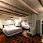 Sagebrush Inn & Suites
