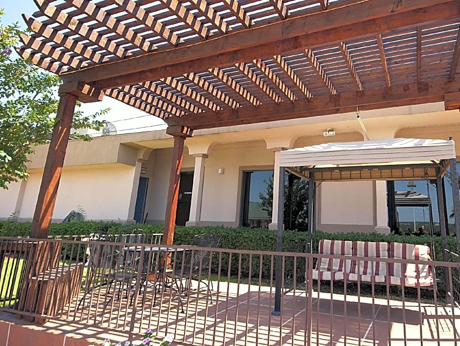 Best Western Post Oak Inn