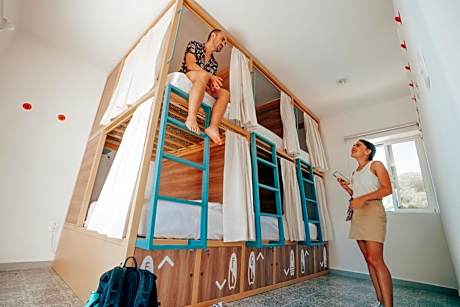 Single Bed in Dormitory Room
