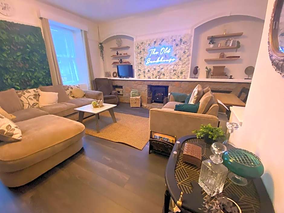 The Old Bank House Hotel