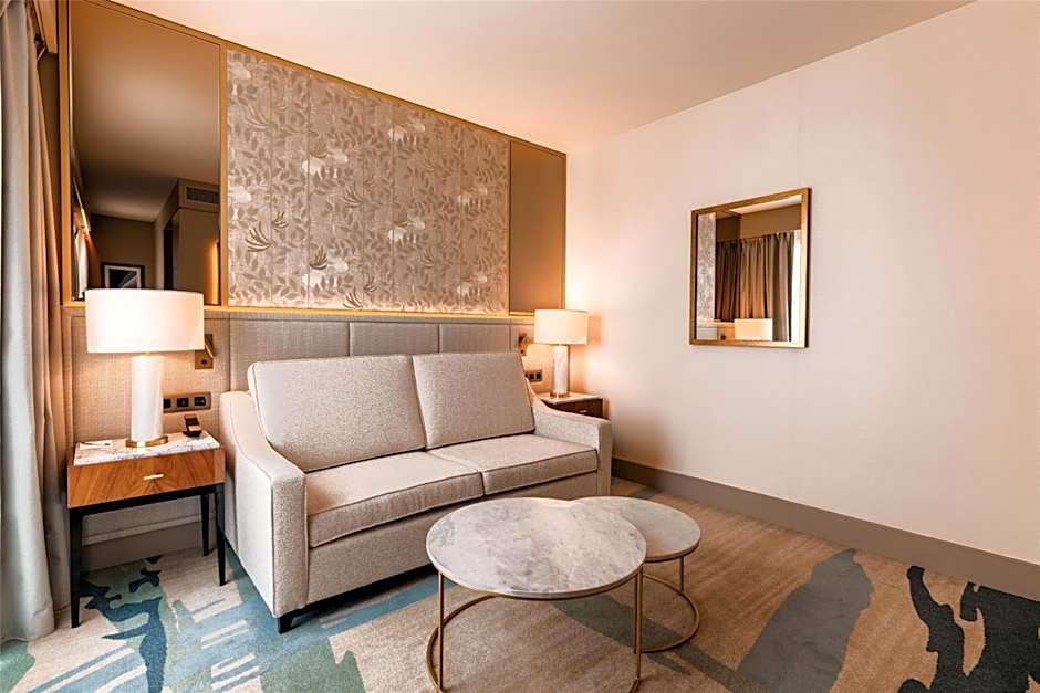 Legacy Hotel Cascais, Curio Collection by Hilton