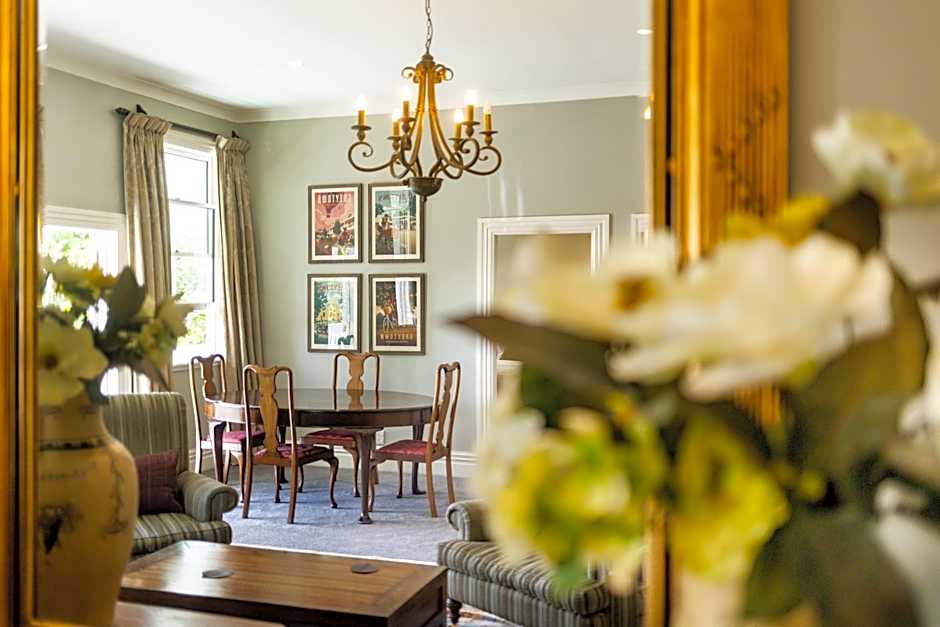 The White Swan Hotel