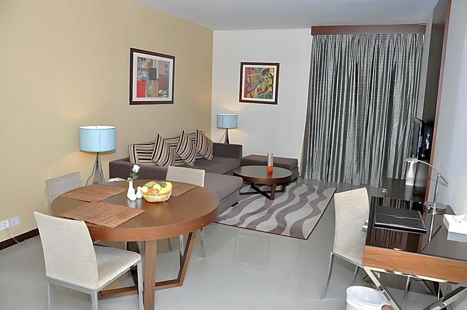 Phoenix Plaza Hotel Apartments