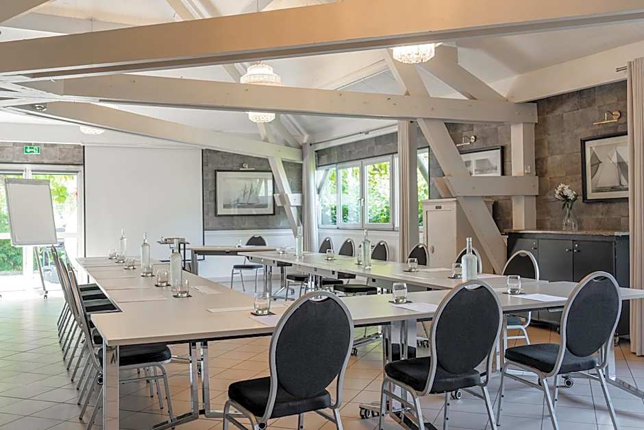 Best Western Hotel Acadie Paris Nord Villepinte