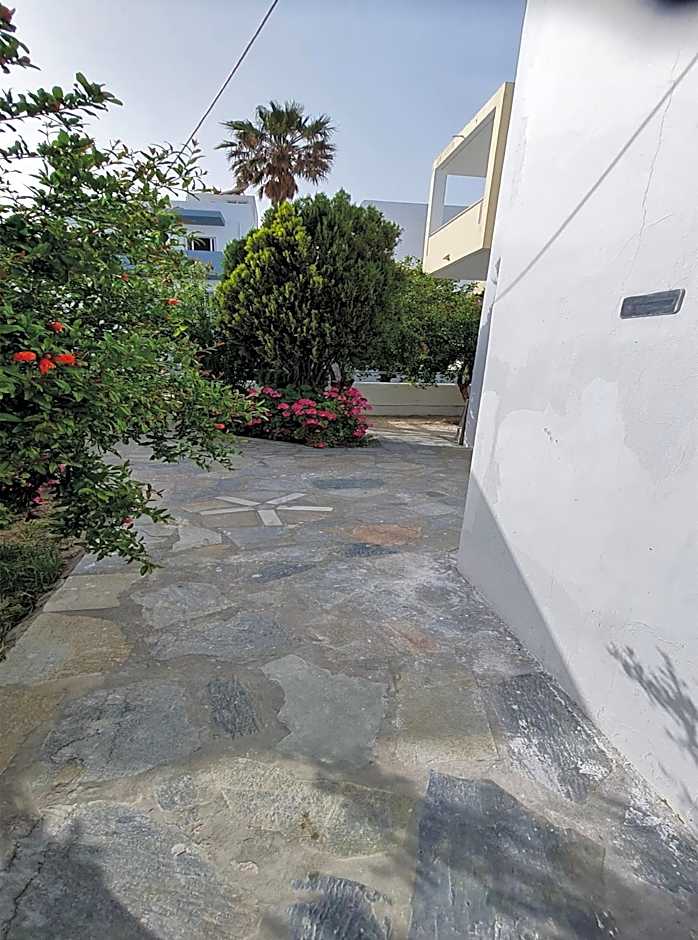 JP Pool & Apartments